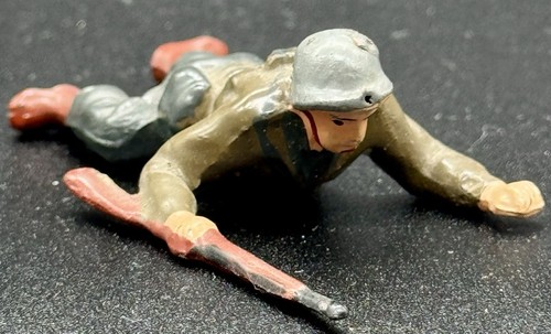 Britains scale vintage - britains,
