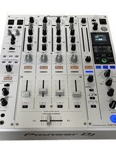 Table de mixage 4 canaux