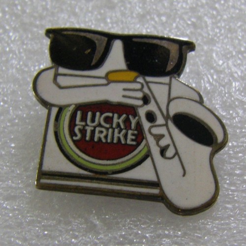 Pin lucky strike cigarettes - lucky,