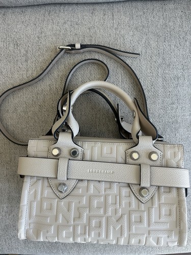 Longchamp voyageuse handbag - longchamp,