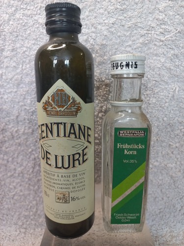 Lot bouteilles alcools - bouteilles,