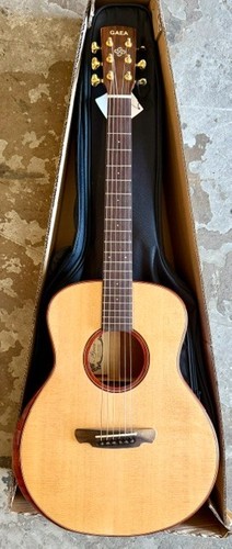 Acoustic guitar 6 strings - guitar,,