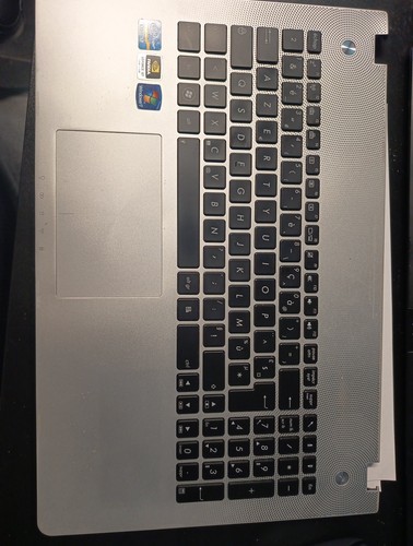 Plasturgie avec clavier - avec,