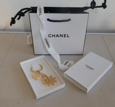 # 502.792 Chanel Beauté porte