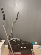 Vélo elliptique  à volant