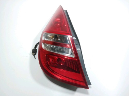 Feu arriere gauche 924012l010 - feu,