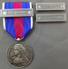 Médaille Réserve Volontaire de Défense et de Sécurité Intérieure Argent, agrafe