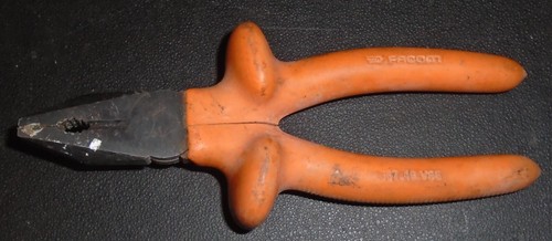Facom pince universelle - pince,