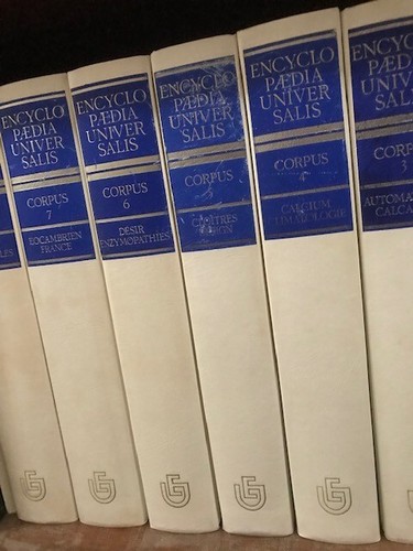 Encyclopédie universalis - encyclopédie,