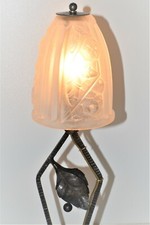 -BELLE LAMPE A POSER ART DECO TULIPE VERRE MOULE décor  ROSES PIED FER Forgé XX