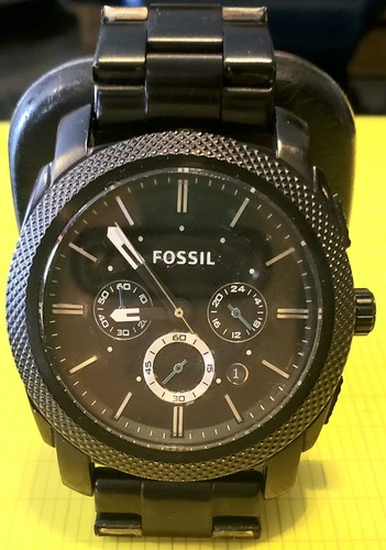 Montre fossil dans - , boîte