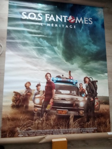 Grande affiche cinema - grande,