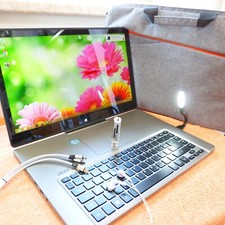 Acer R7 572 PIVOTANT