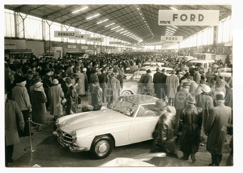 Mercedes 190 exposée au - 190,
