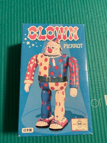 Clown pierrot tin - tin, robot