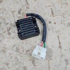 Régulateur de tension de