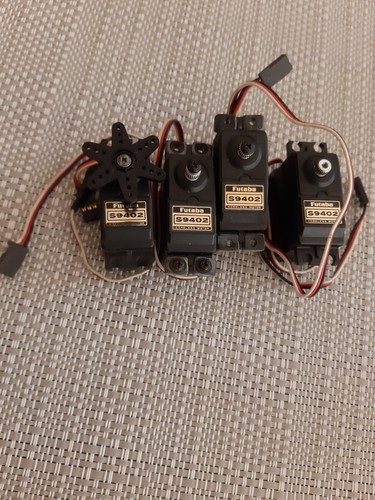 Lot servos futaba 9402 - lot, x4