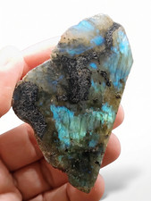 Labradorite 85 g Madagascar