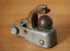 systeme d'accroche remorque