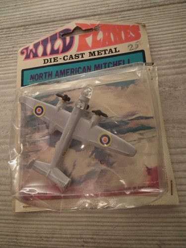 Avion miniature métal b25 - métal.,