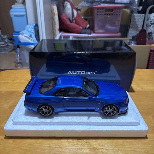 Autoart nissan skyline gtr - autoart,