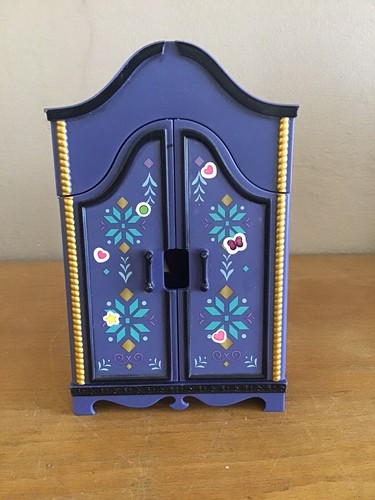 Armoire penderie pour poupée - armoire/penderie,