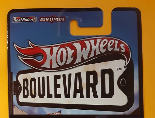 Hot wheels boulevard 2011 - hot,