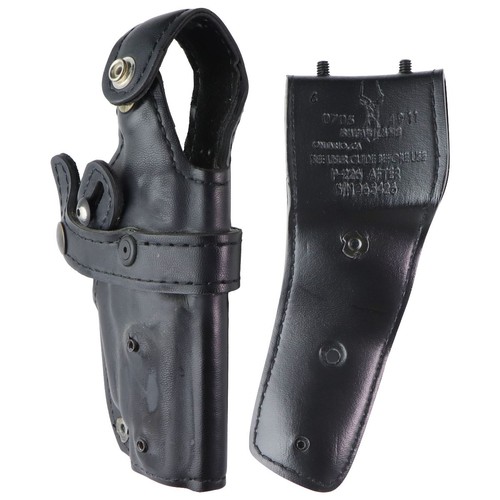Holster main gauche - À,