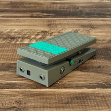 Ibanez WH10 V1 Gray Wah Pedal