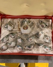 Service à thé en porcelaine 15 pièces  marque : winterling kitchenlomitz bavaria