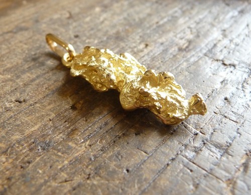 Pendentif massif grande