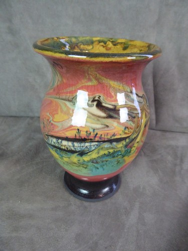 Joli vase terre - terre, cuite