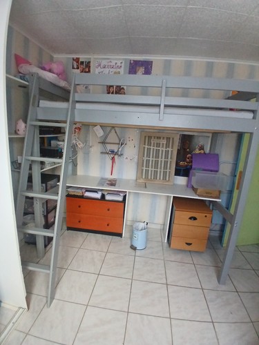 Lit mezzanine bois gris avec