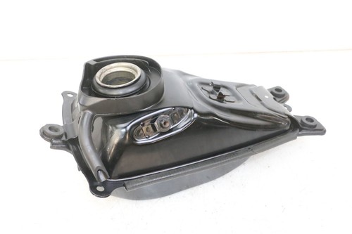 Reservoir essence honda - -,