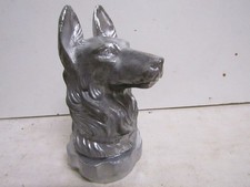 animaux mascotte automobile