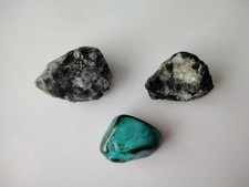 2 ÉMERAUDE BRUTE  DU BRÉSIL