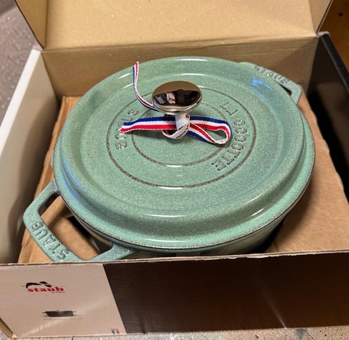 Staub pico cocotte ronde - ,