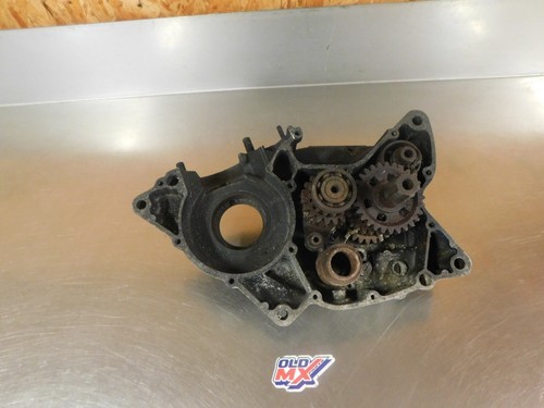 Carter moteur central droit - , +