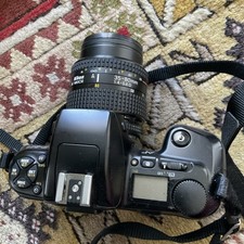 Reflex argentique Nikon F601