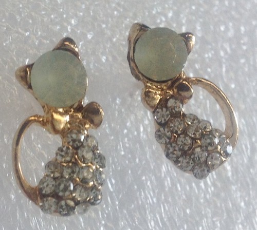 Boucles oreilles clous motif - clous,