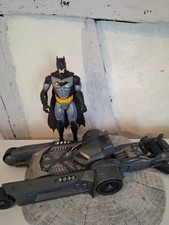 Figurine Batman et Batmobile +