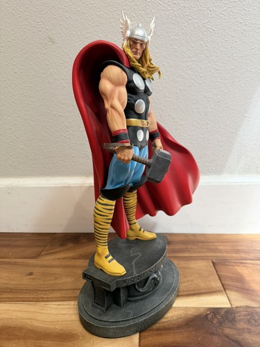 Mighty thor statue full - statue, size