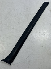 Couvre Montant Avant Droit