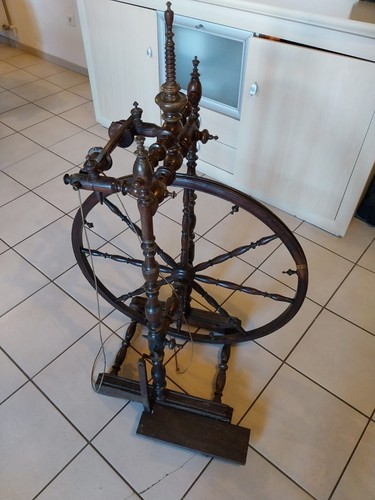 Ancien jouet petit rouet - jouet,