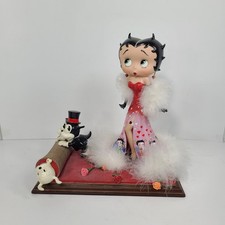 Betty Boop Red Carpet Betty #1919 Of 5000 Limited Edition Danbury Mint Figurine