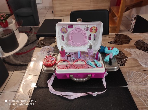 Valise accessoires beauté - valise,