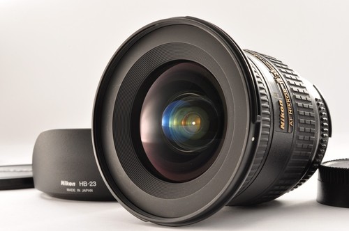 Near mint objectif zoom - [near, mint]