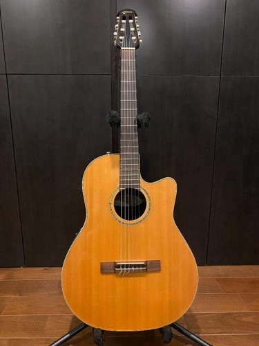 Guitare électro acoustique - guitare, électro-acoustique