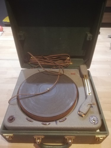 Tourne disque vinyle - , vintage