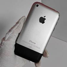 Apple iPhone 1st gen (iPhone 2G) 16GB very beautiful 2MP 3.5" iOS 3.1.3